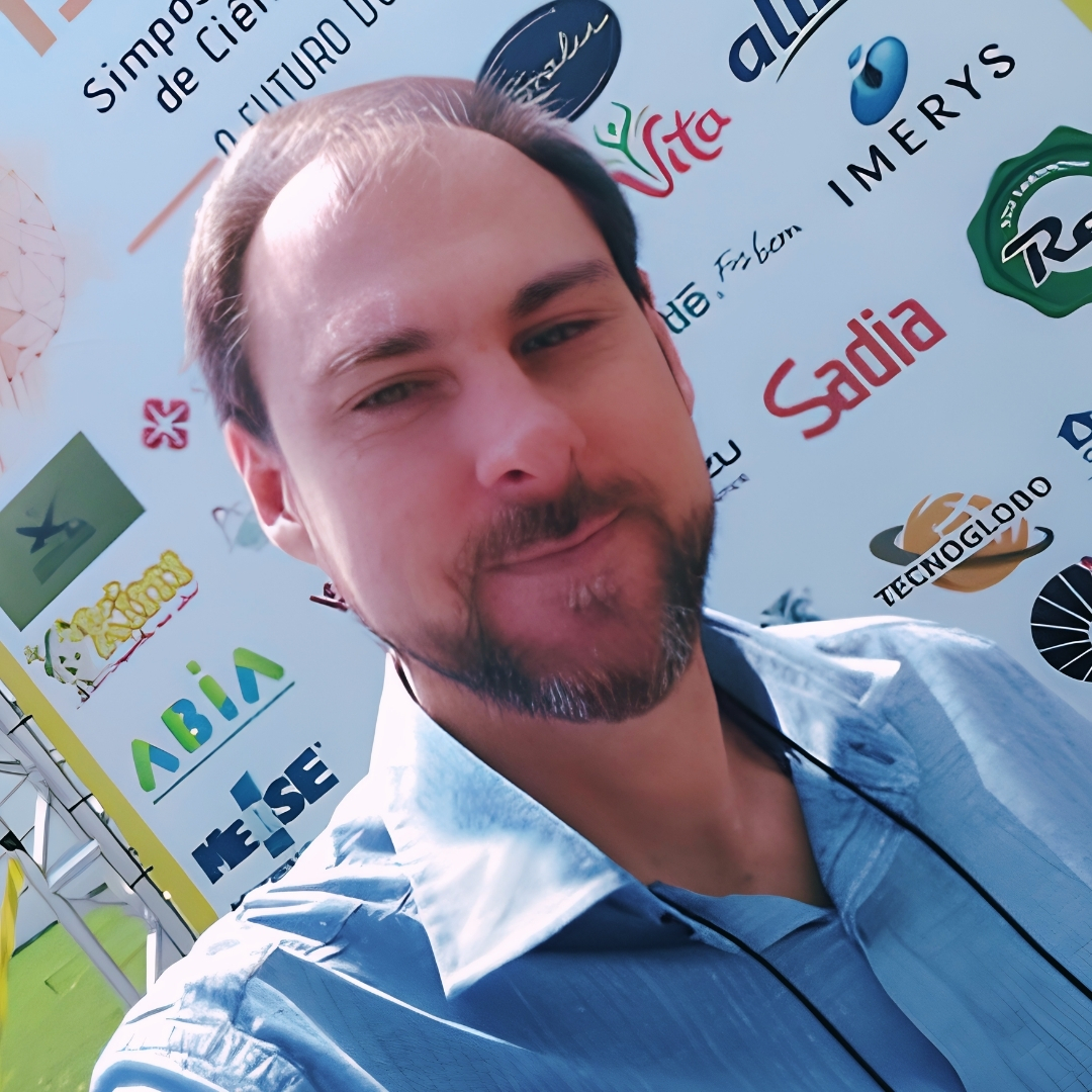 Dr. Alex Fernando Almeida